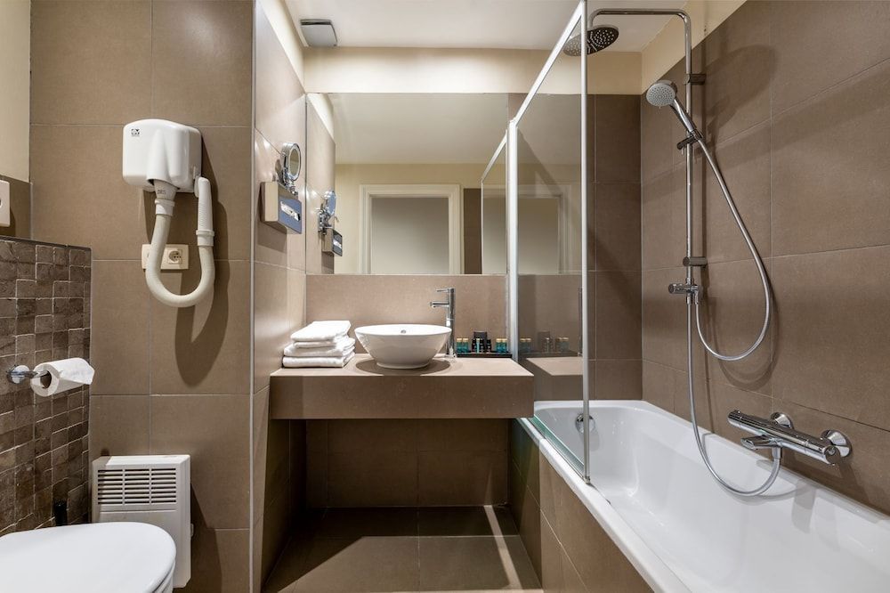 Hotel Acacia Standard Twin Room 7