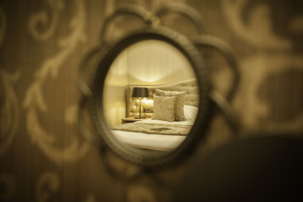 Hotel Acacia Superior Double Room 11