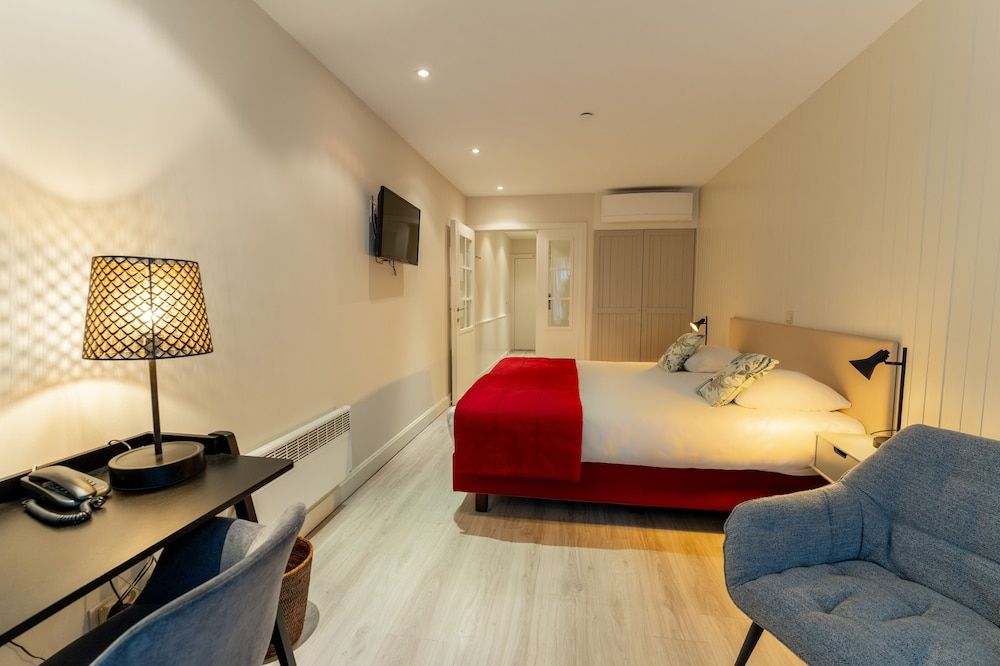 Hotel Acacia Standard Twin Room 2