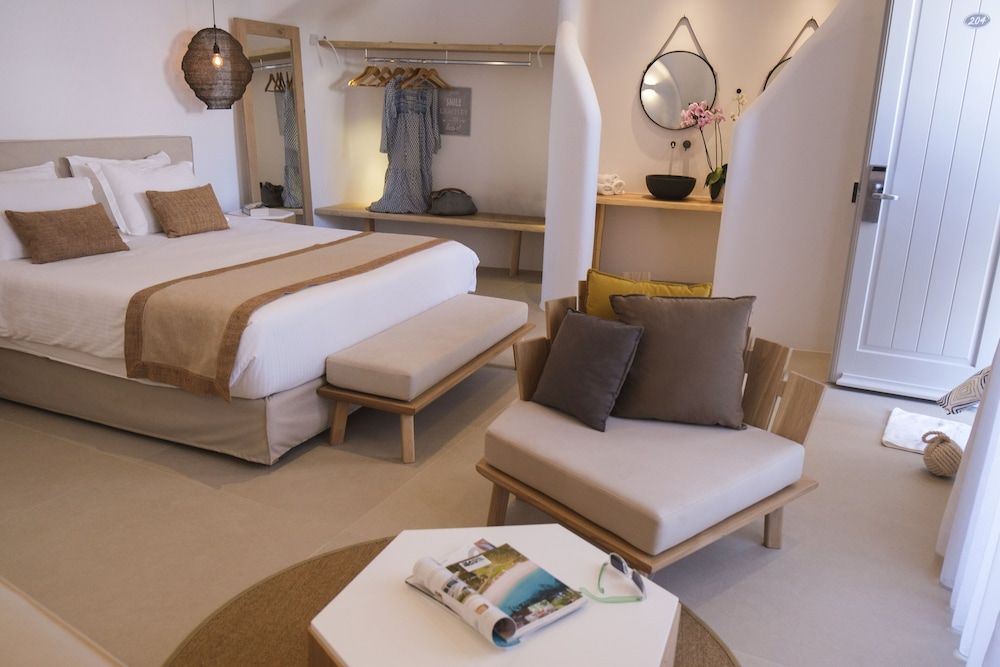 undefined Argo Hotel 2