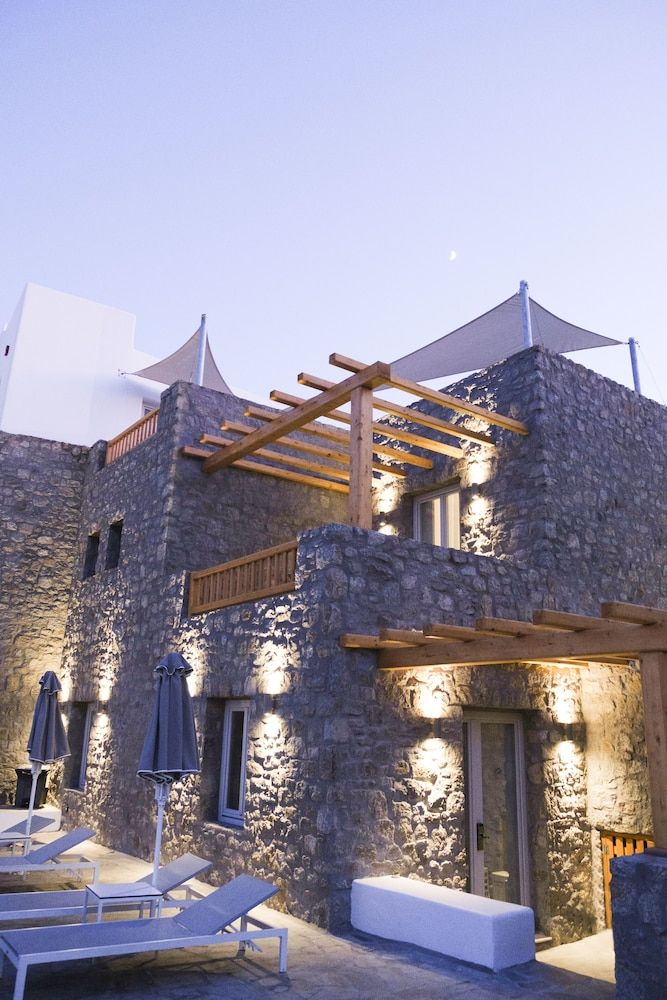undefined Argo Hotel 7