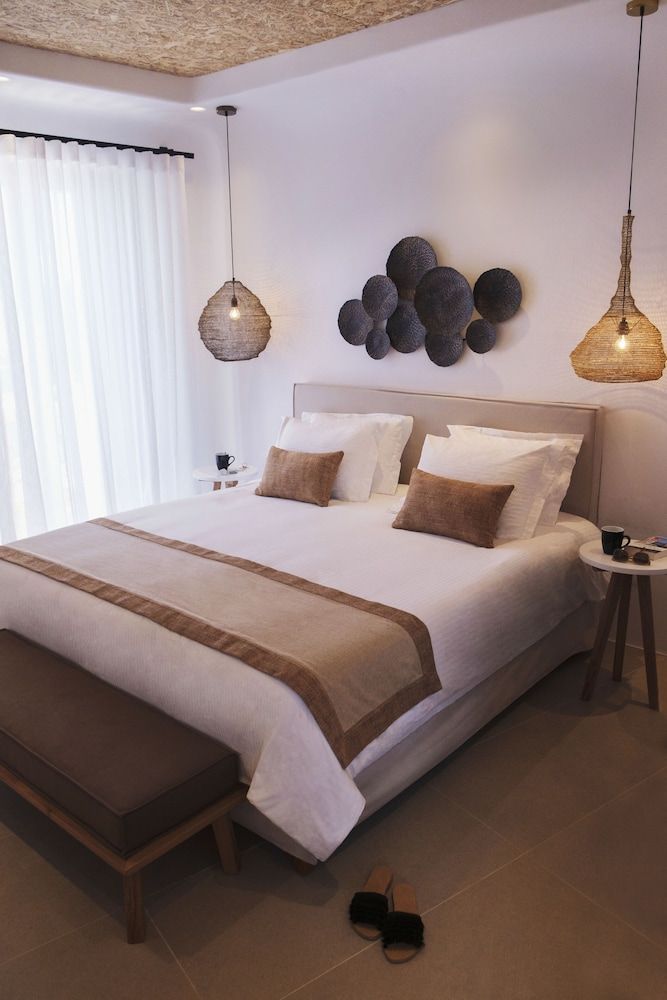 undefined Argo Hotel 8