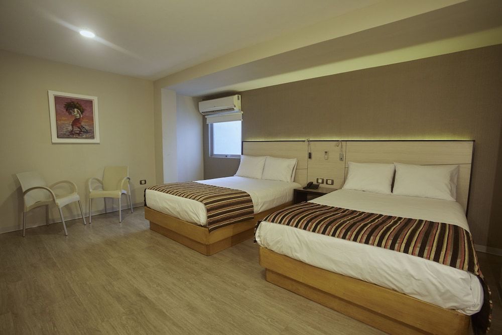 Triple Room