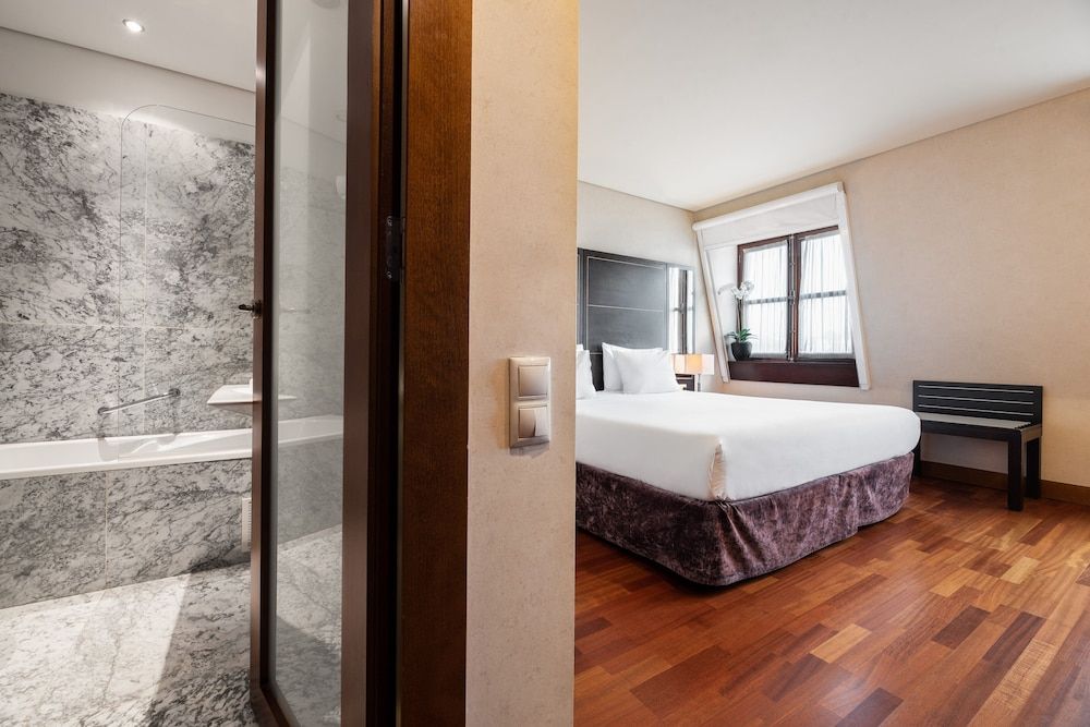 Eurostars Das Artes Triple Room 4