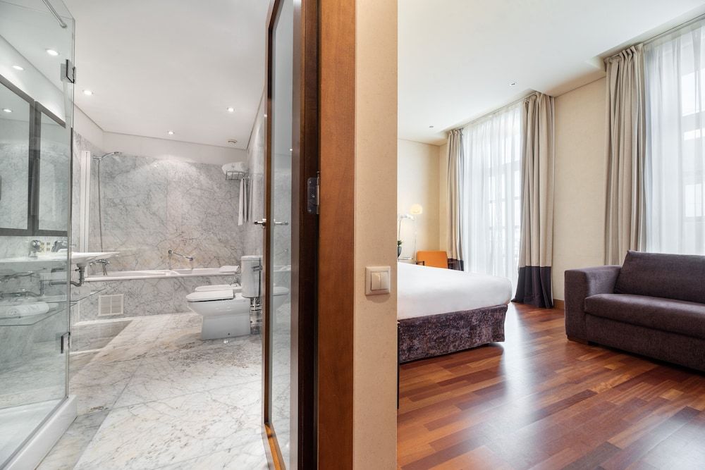 Eurostars Das Artes Triple Room 2