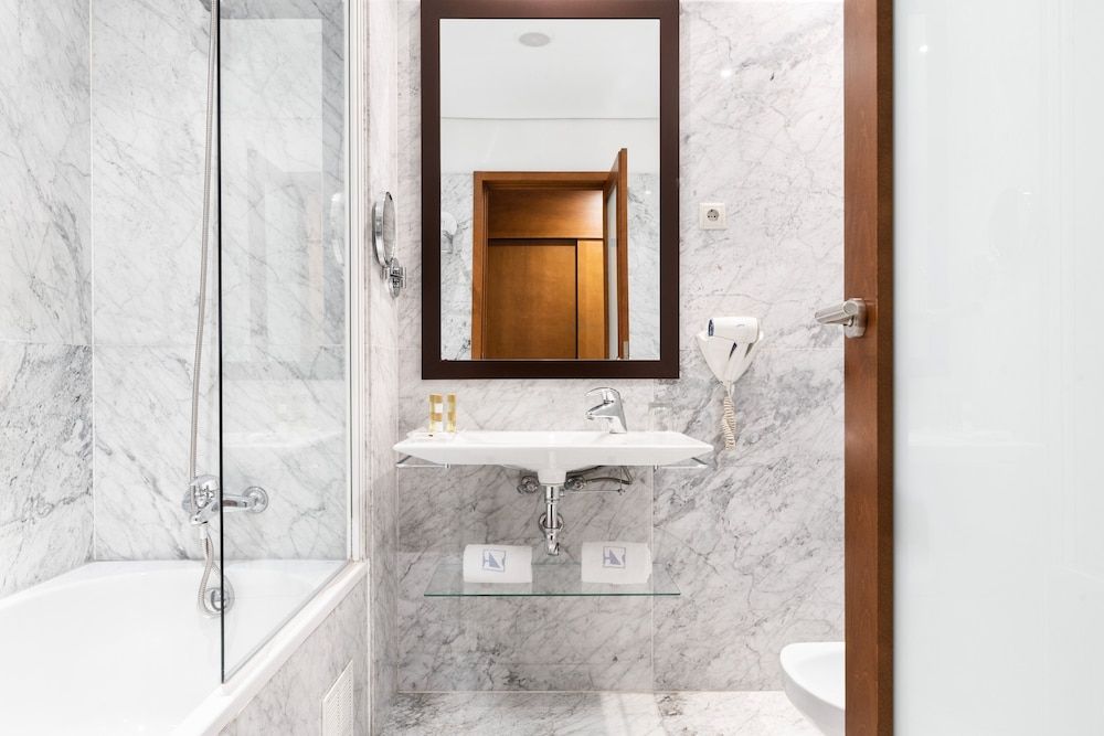 undefined Eurostars Das Artes 10