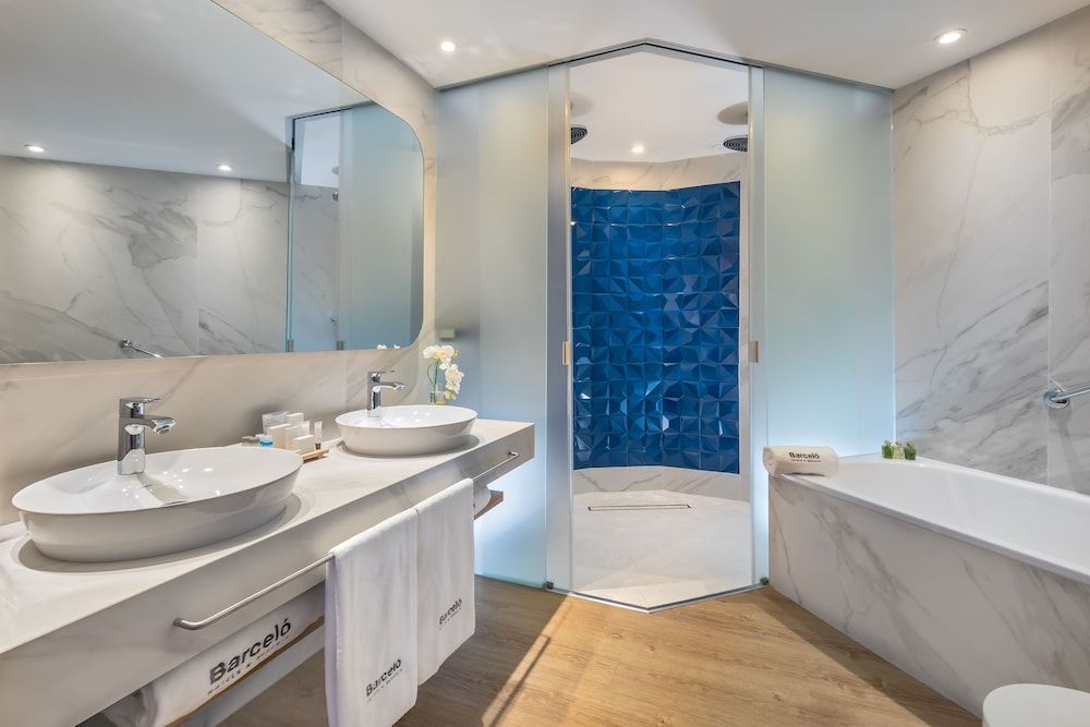 Barceló Cáceres V Centenario Junior Suite 3