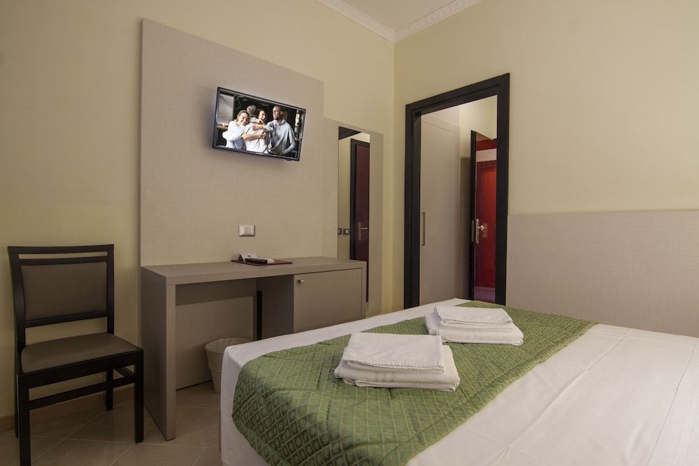 Hotel Dei Fiori Standard Double Room, 1 Double Bed 2