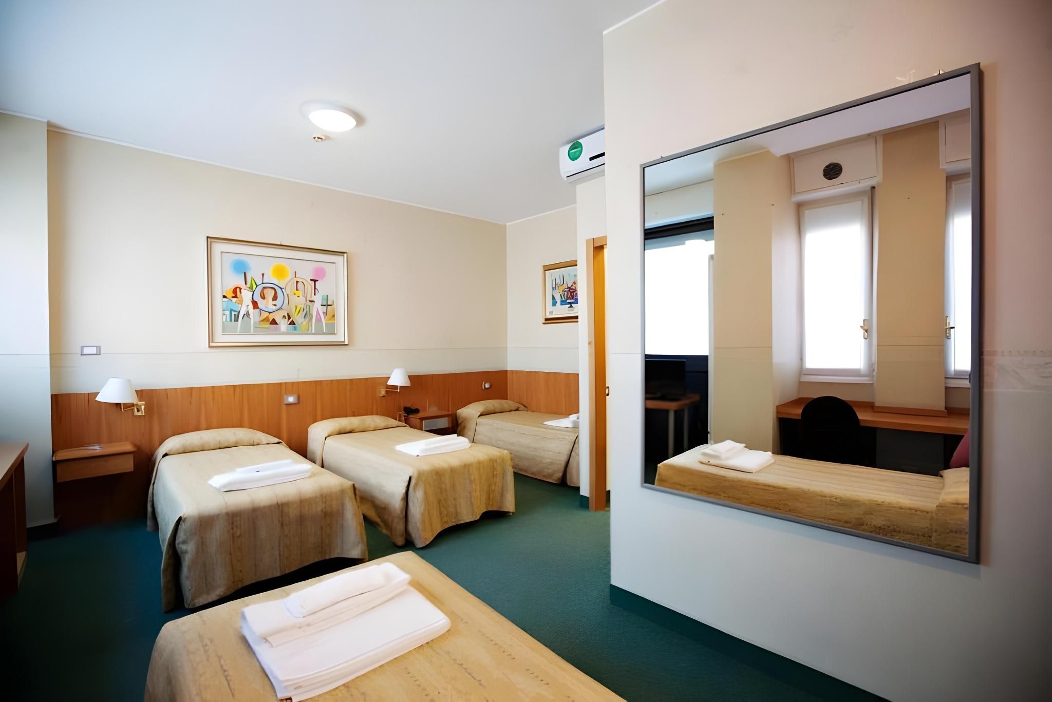 undefined Hotel Dei Fiori 7