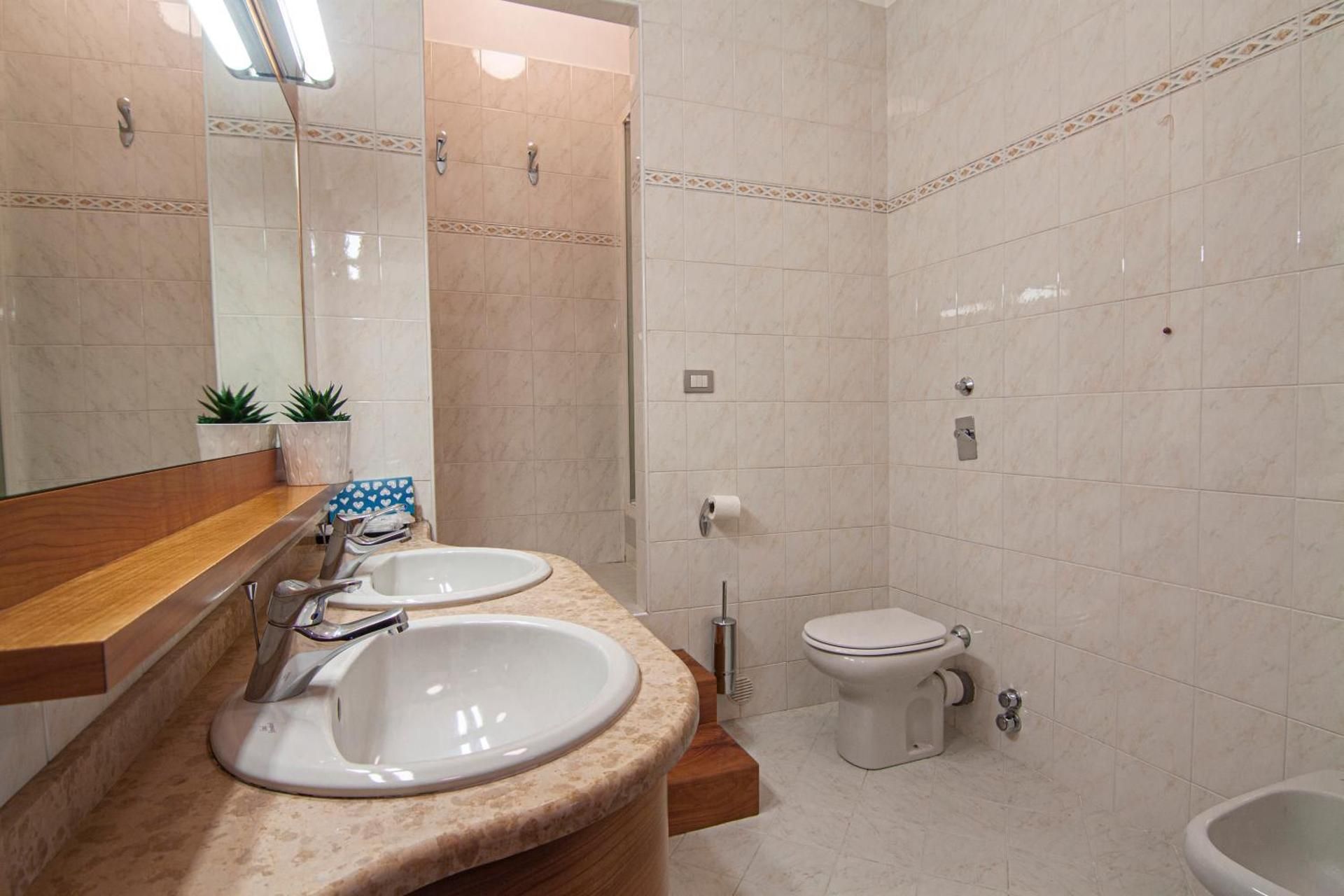 undefined Hotel Dei Fiori 8