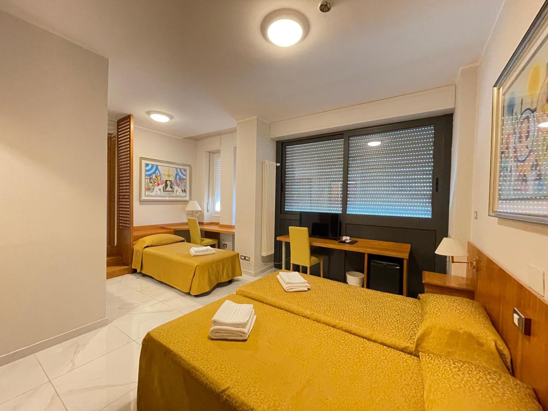 undefined Hotel Dei Fiori 6