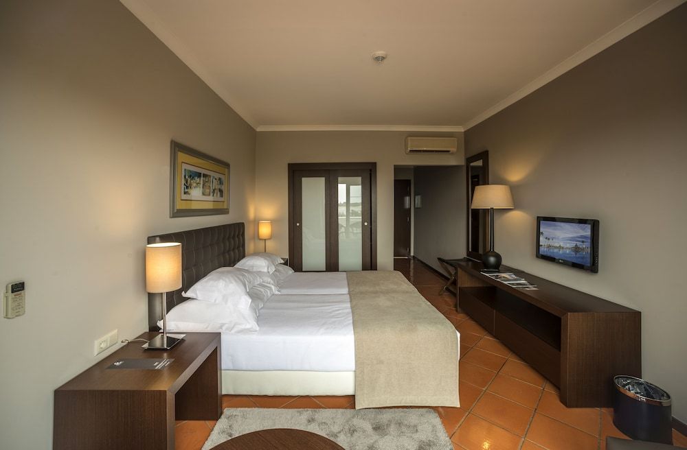 Eco Hotel Vila Galé Albacora Twin Room, River View (extra bed, 3 adults) 2