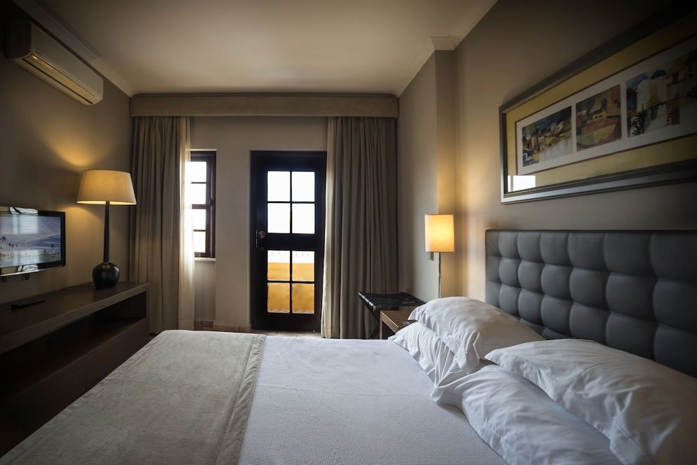 Eco Hotel Vila Galé Albacora Twin Room, River View (extra bed, 3 adults)