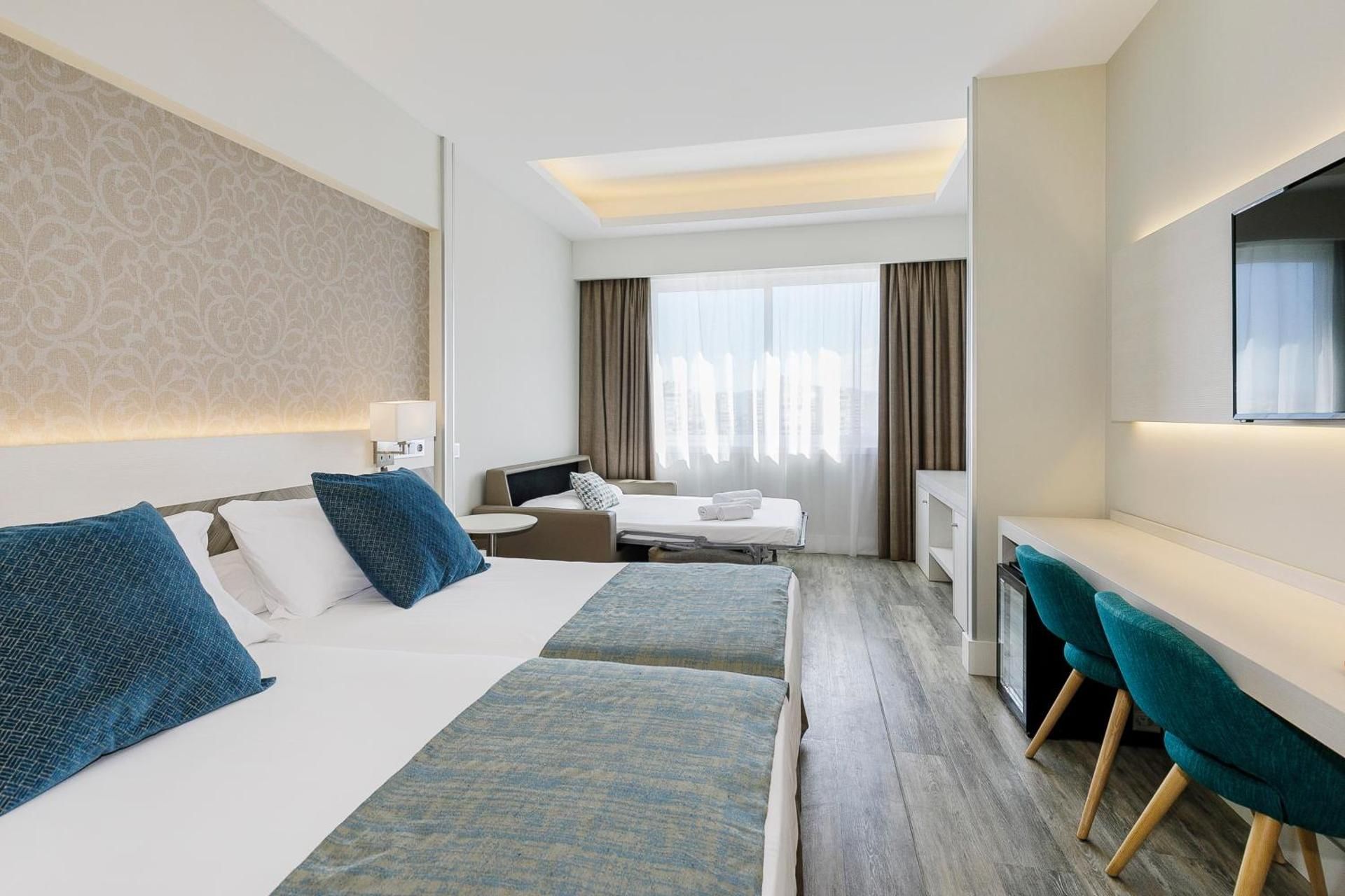 Sol Torremolinos - Don Pablo Family Room (2 Adults + 2 Children) 2