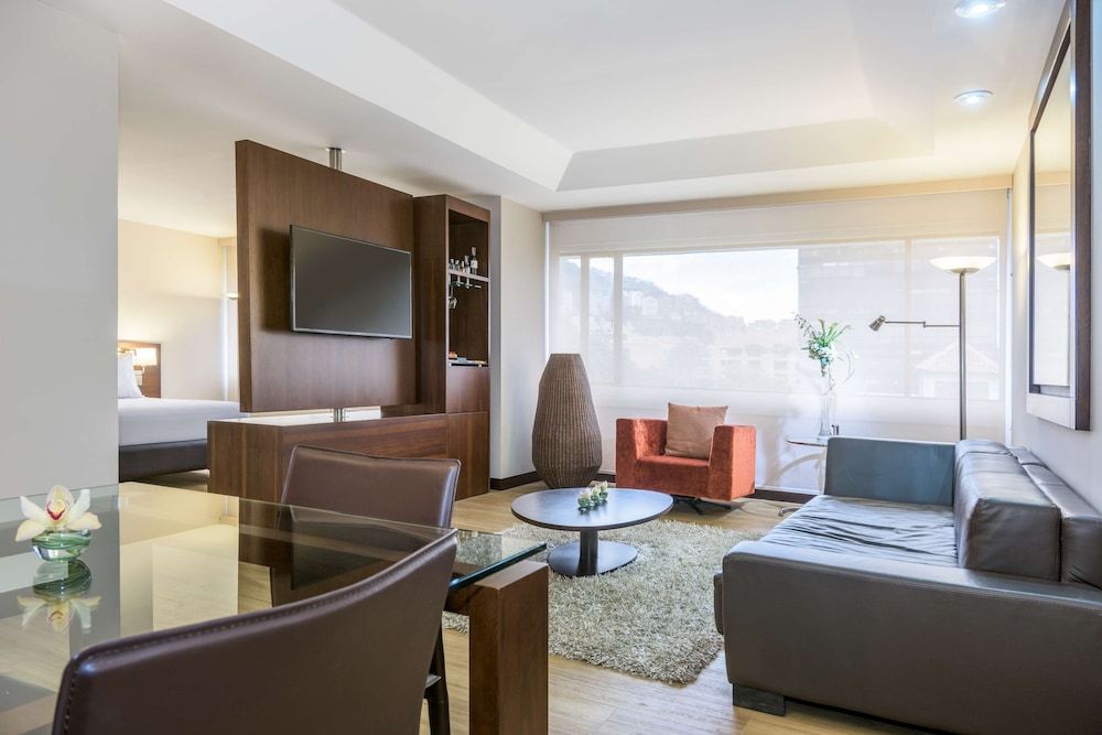 undefined NH Collection Bogotá WTC Royal 2