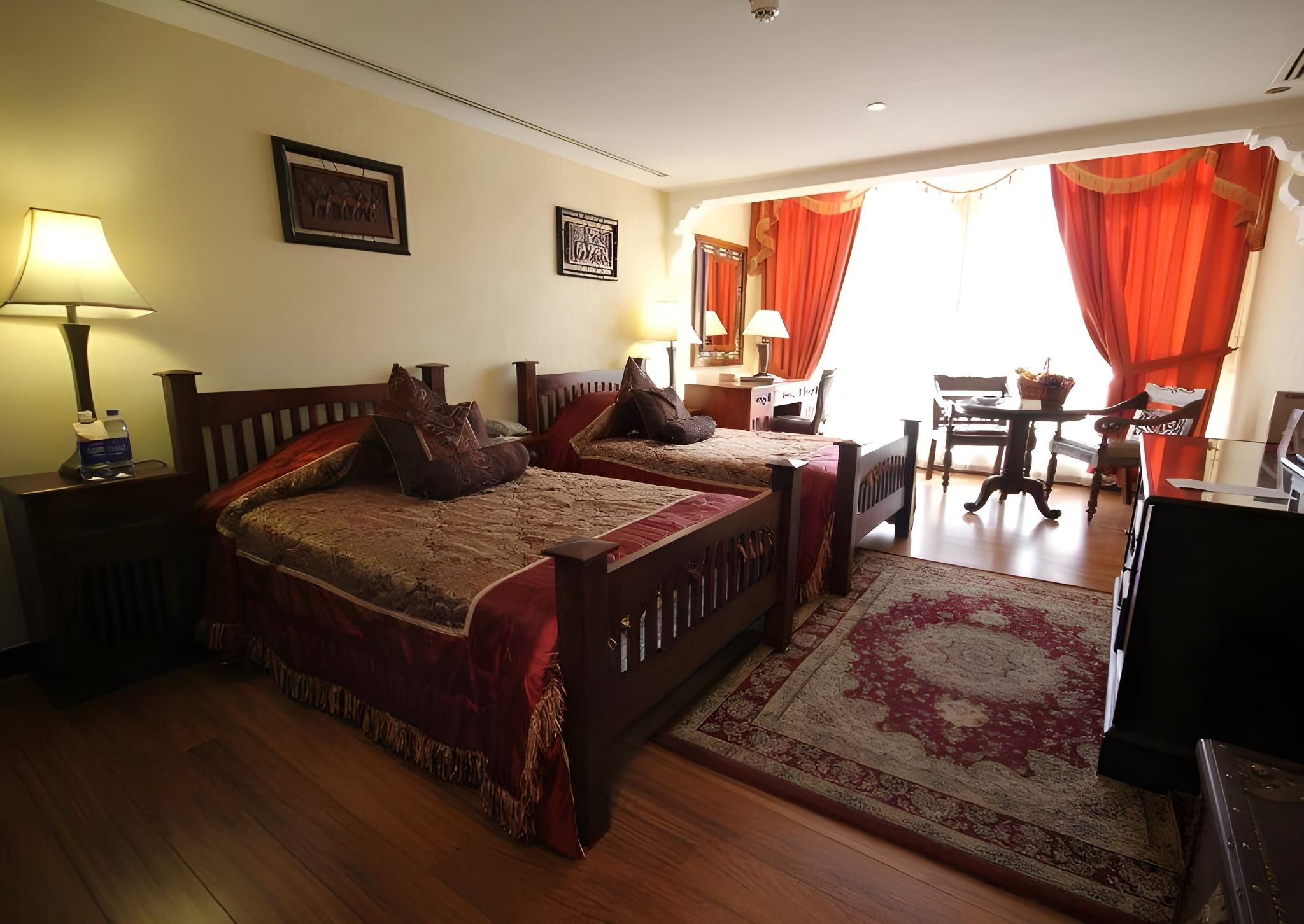 undefined Arabian Courtyard Hotel & Spa 7