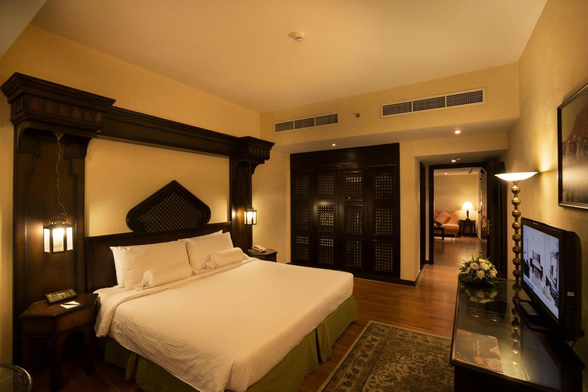 undefined Arabian Courtyard Hotel & Spa 9