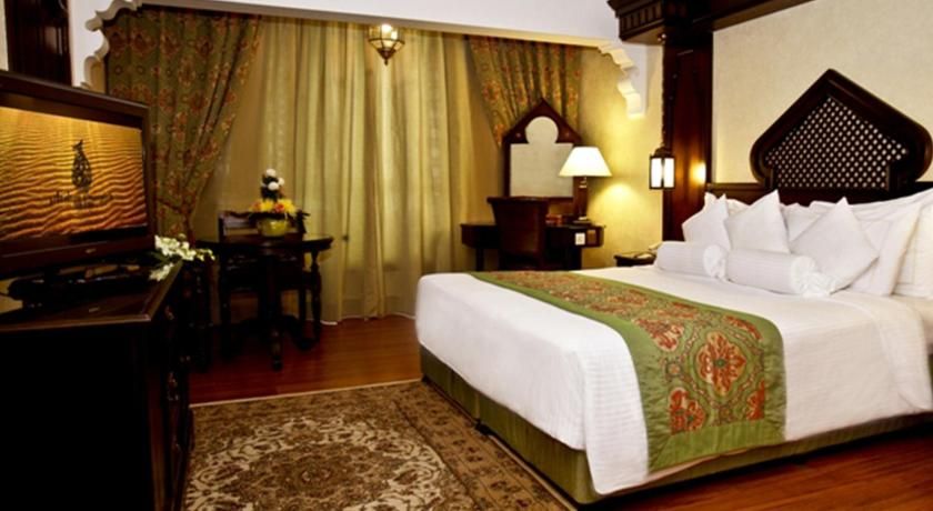 Arabian Courtyard Hotel & Spa Classic Room 5