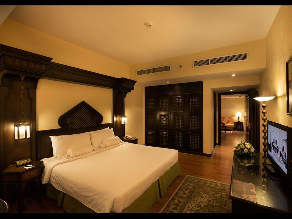 undefined Arabian Courtyard Hotel & Spa 4