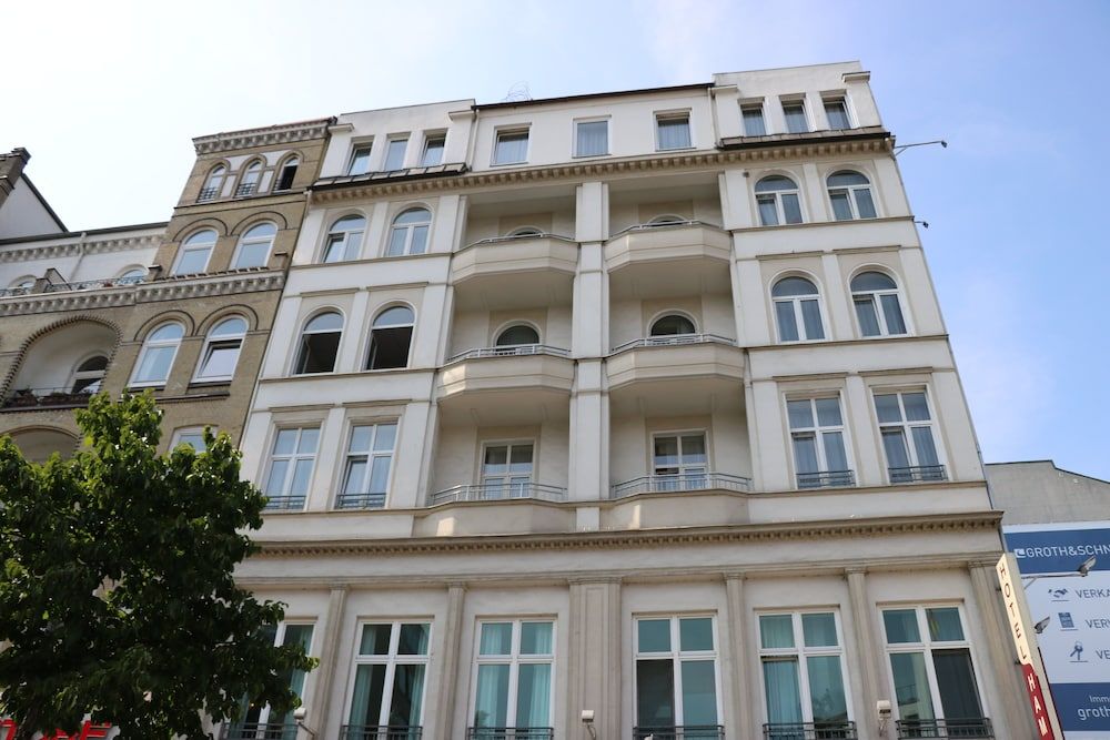 undefined Hotel Hamburg 8