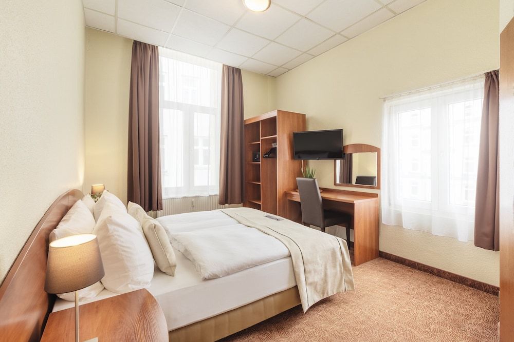 undefined Hotel Hamburg 2