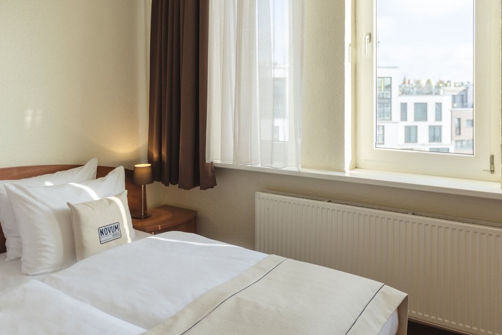 undefined Hotel Hamburg 9