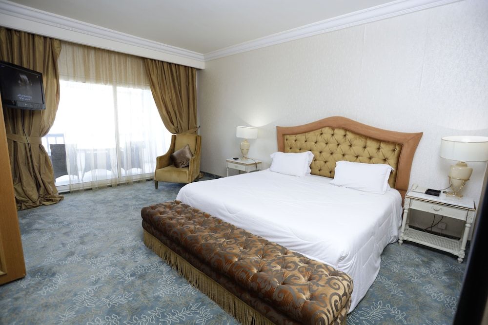 Presidential Suite