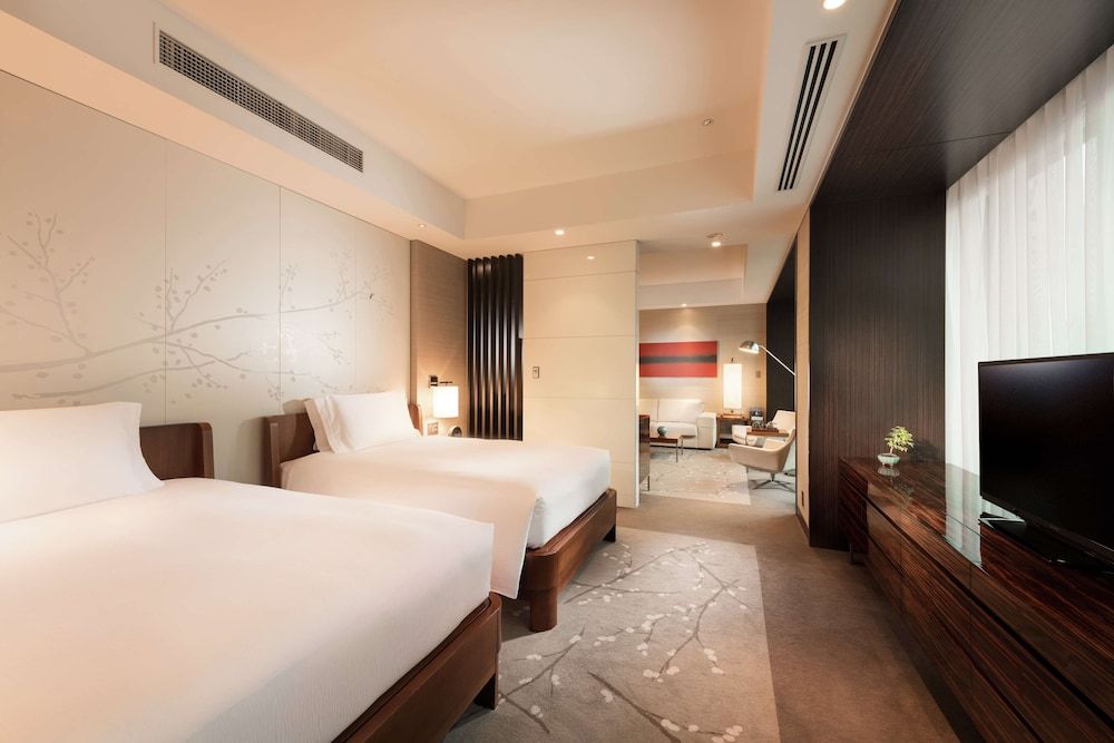 Twin Suite City Corner