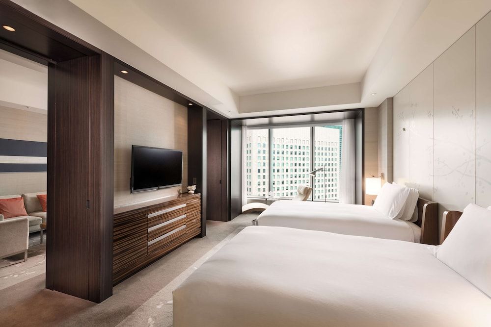 Twin Suite with City View