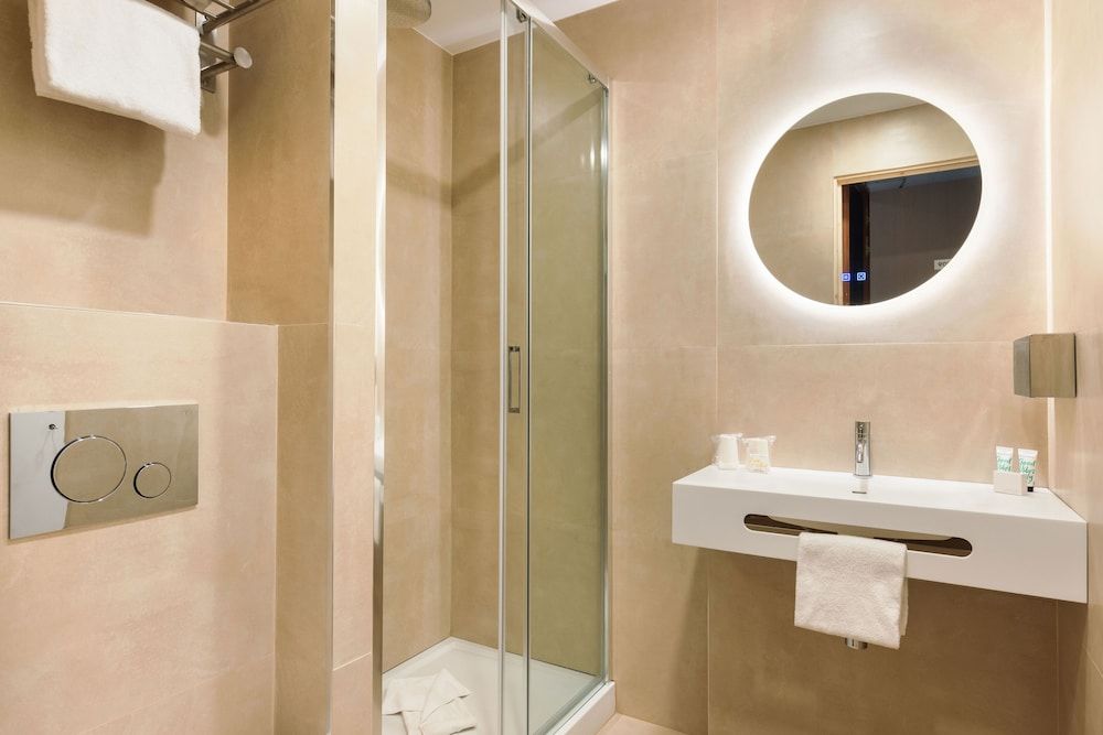 Hôtel KHLA Nice Superior Double Room 8