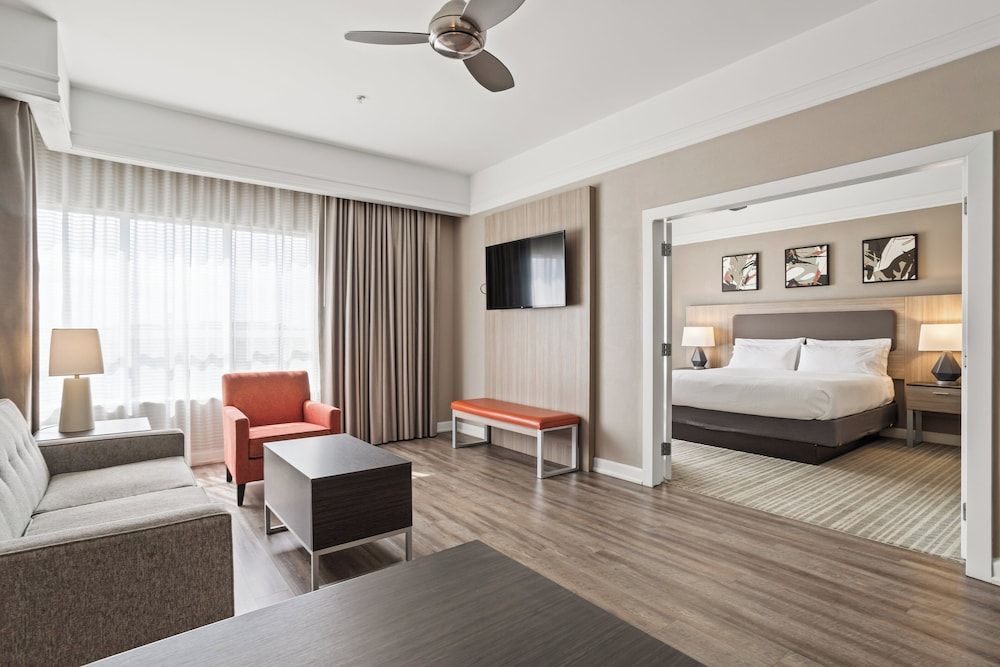 Suite, 1 Bedroom (Top Floor)
