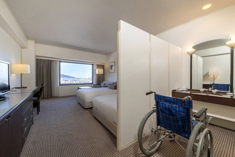 undefined ANA Crowne Plaza Kobe by IHG 4