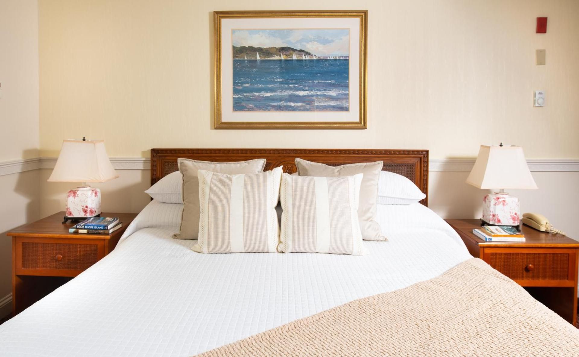 Deluxe King Room (Not Pet Friendly)