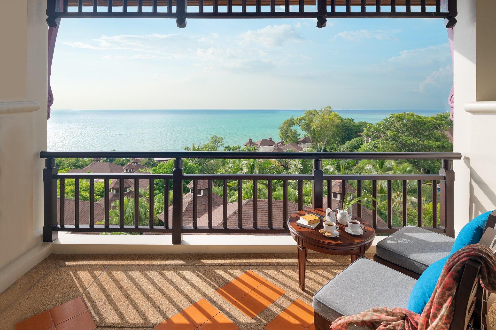 2 Queen Classic Ocean View