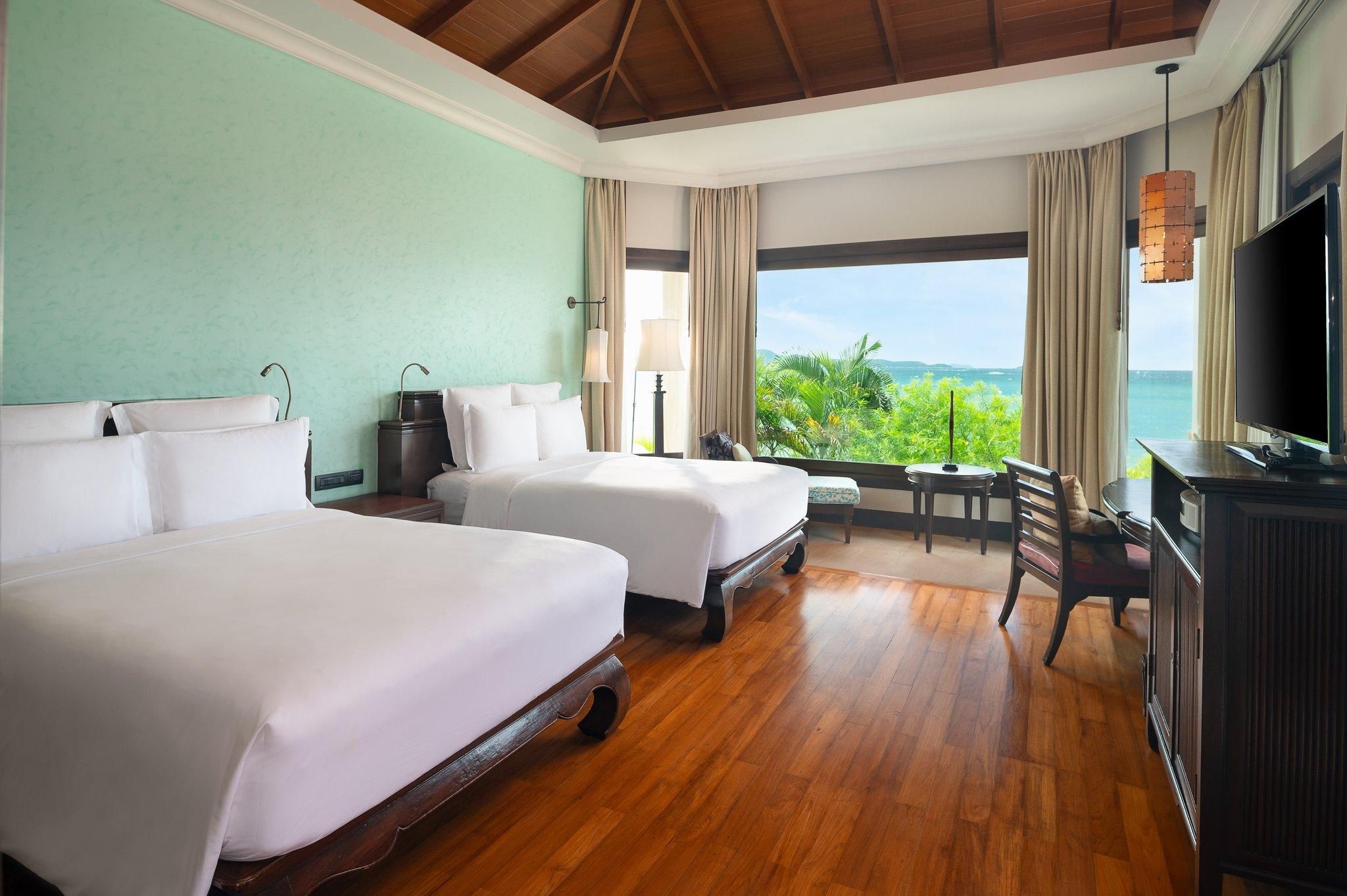 2 Bedroom Pool Villa Oceanfront Club Lounge Access