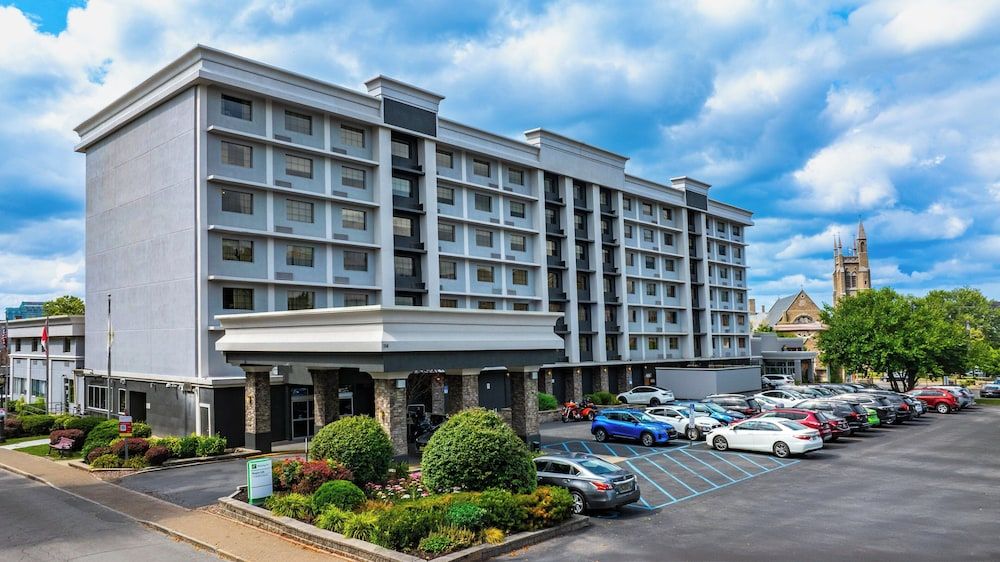 undefined Holiday Inn Niagara Falls State Park Entry by IHG 4