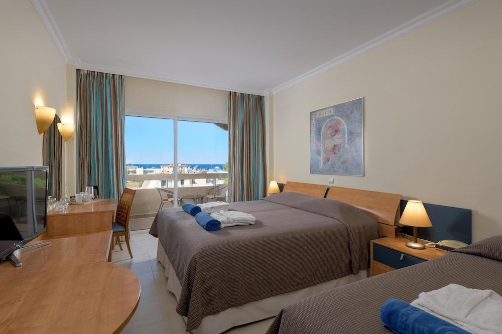 Superior Room, Garden View
