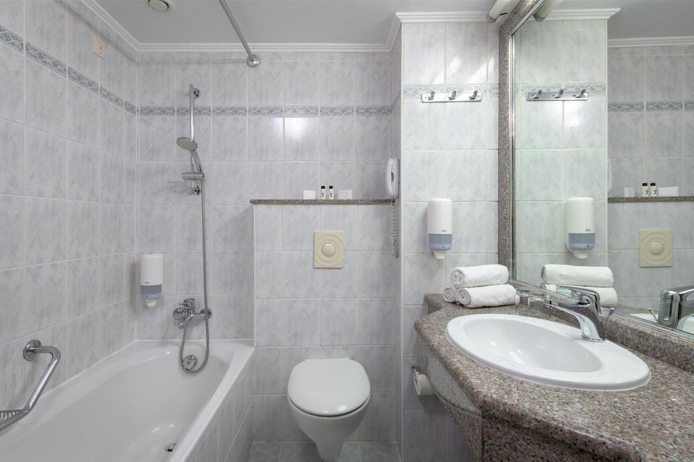 Standard Room, Garden View