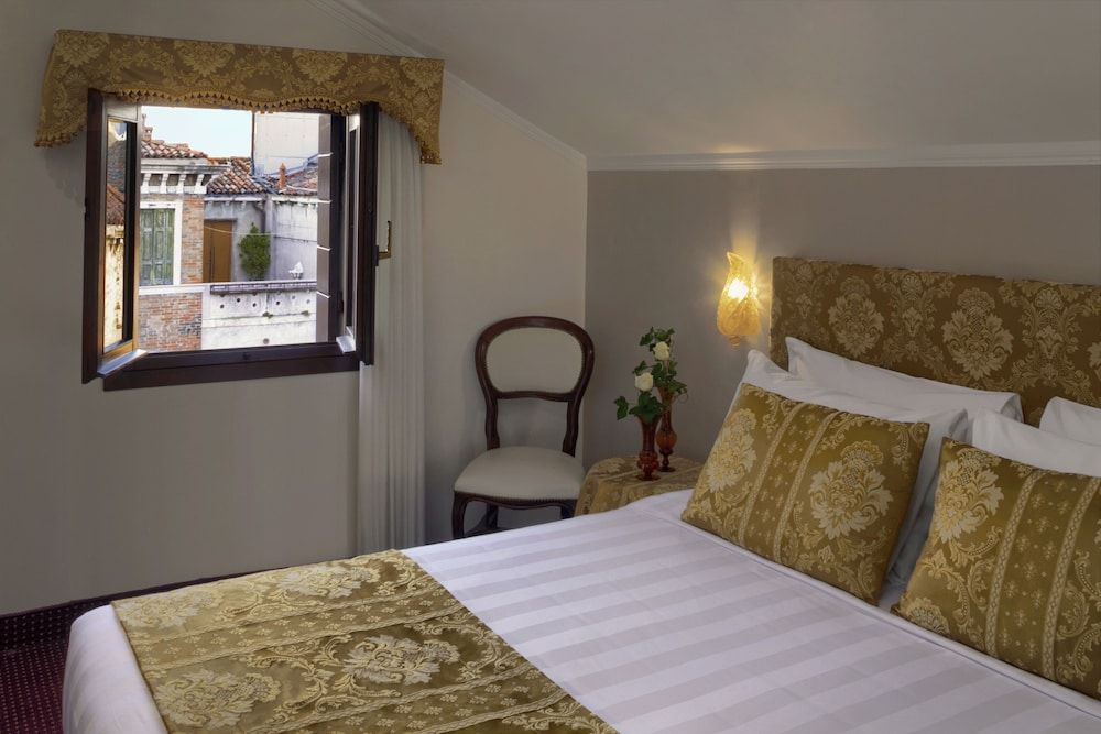 undefined Hotel Pausania 2