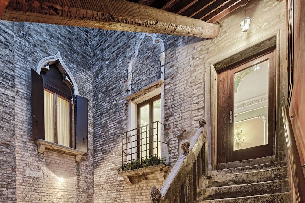 undefined Hotel Pausania 7