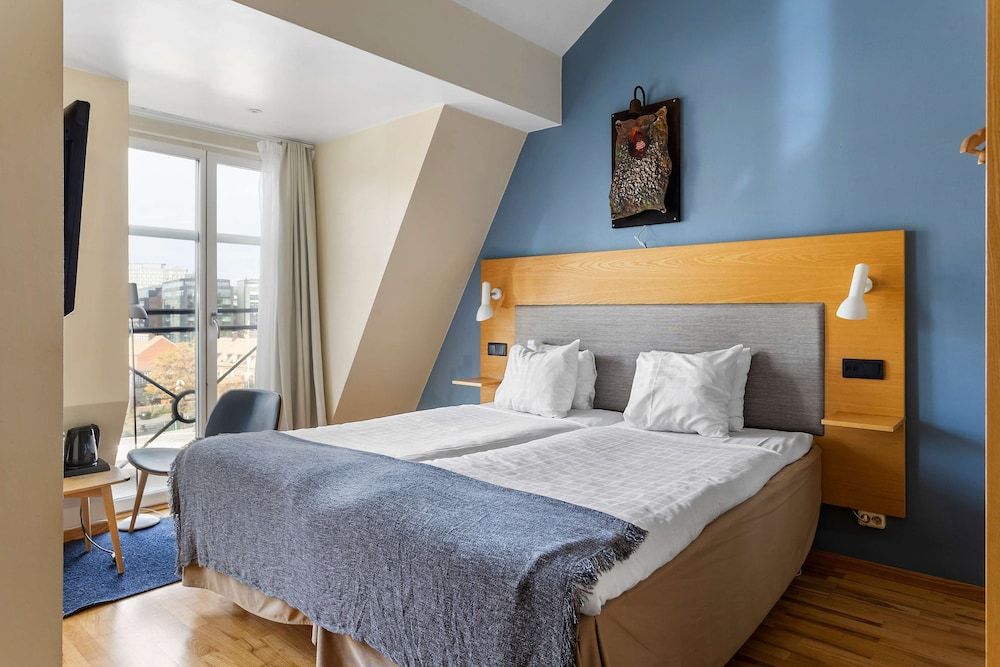 Best Western Hotel Royal Standard Room, 2 Twin Beds, Non Smoking 10