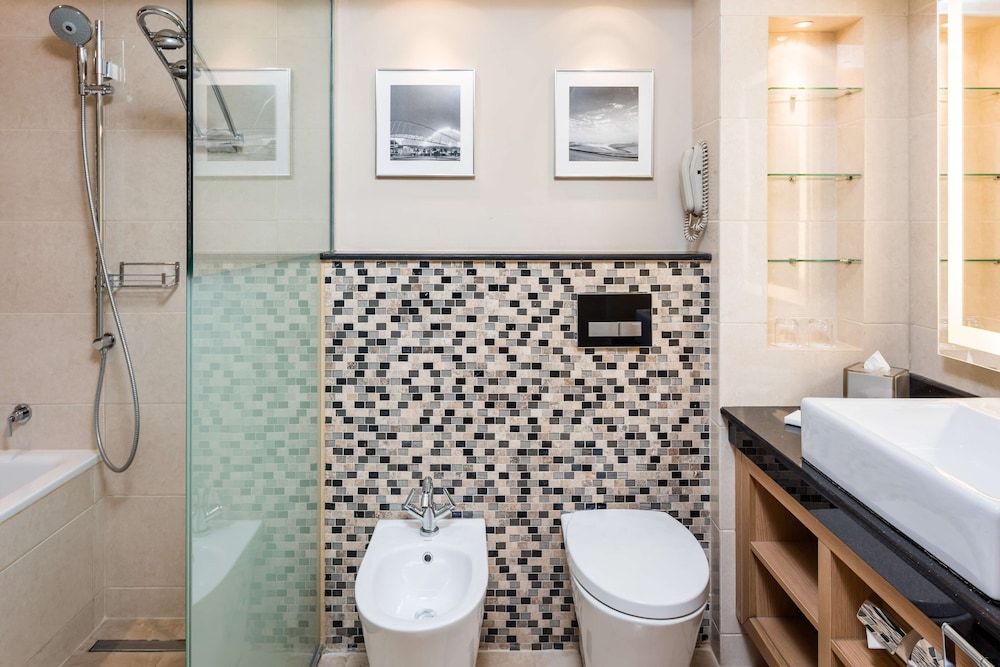 Radisson Blu Hotel Doha Standard Room 9