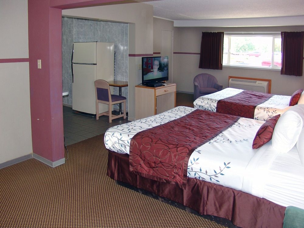 Standard Room, 2 Queen Beds, Non Smoking