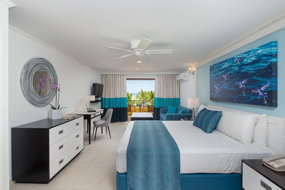 Yellow Bird Hotel Premium Studio