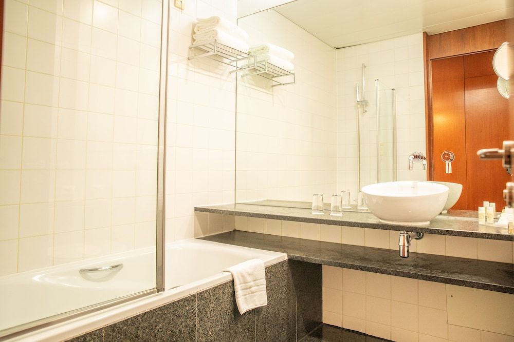 undefined VIP Executive Art's Hotel 5