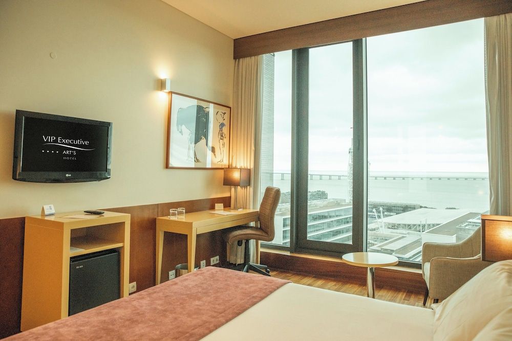 undefined VIP Executive Art's Hotel 7