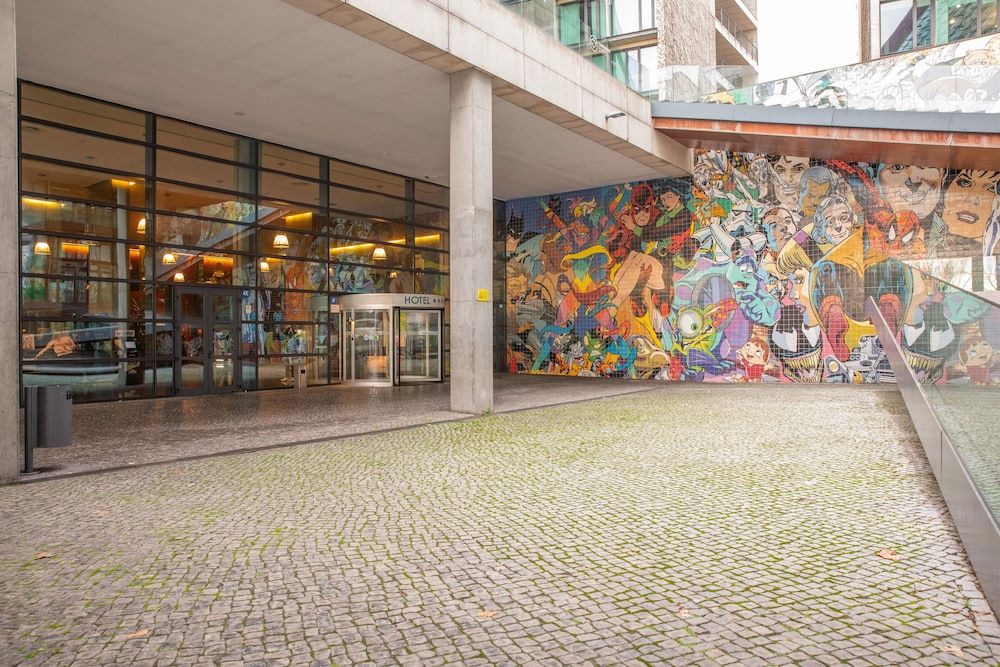 undefined VIP Executive Art's Hotel 9