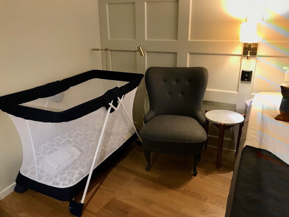 Best Western Hotel Baltic Family Room, 2 Twin Beds, Non Smoking 10