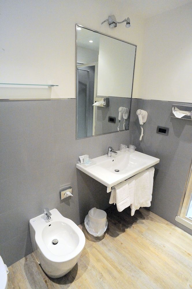 Hotel Astoria Rapallo Standard Double or Twin Room 6