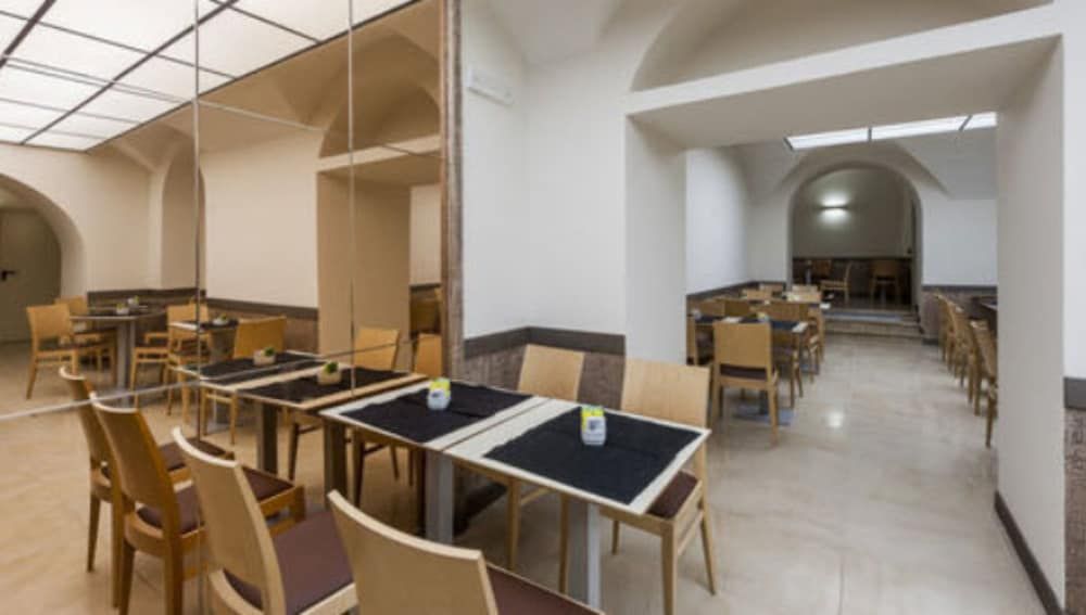 undefined Hotel California 9